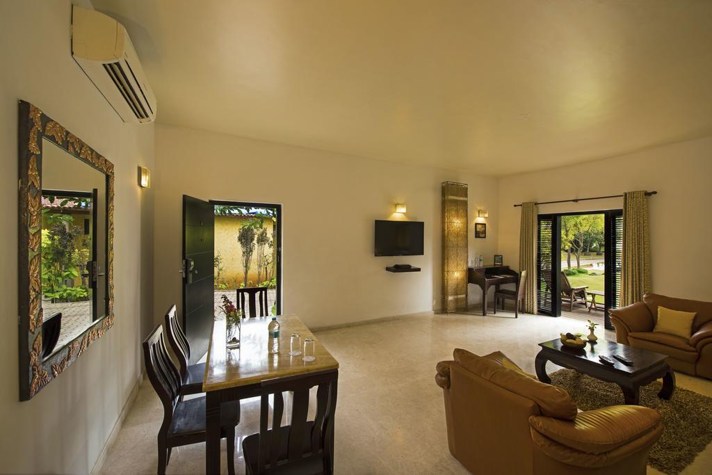 The Windflower Resort & Spa, Mysore Exterior foto